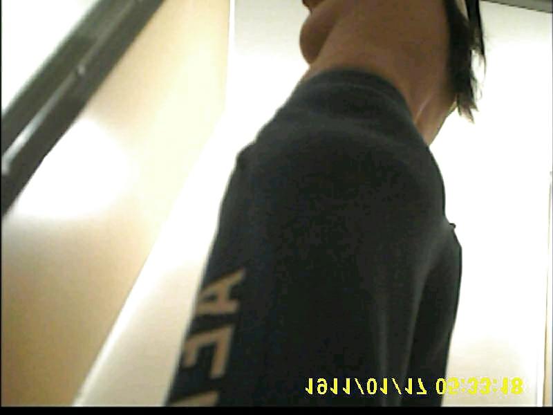 11P Dressing room clips