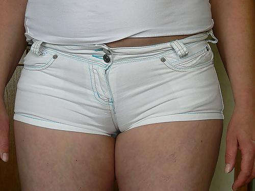 16P Fotze frisst Hose - cameltoe