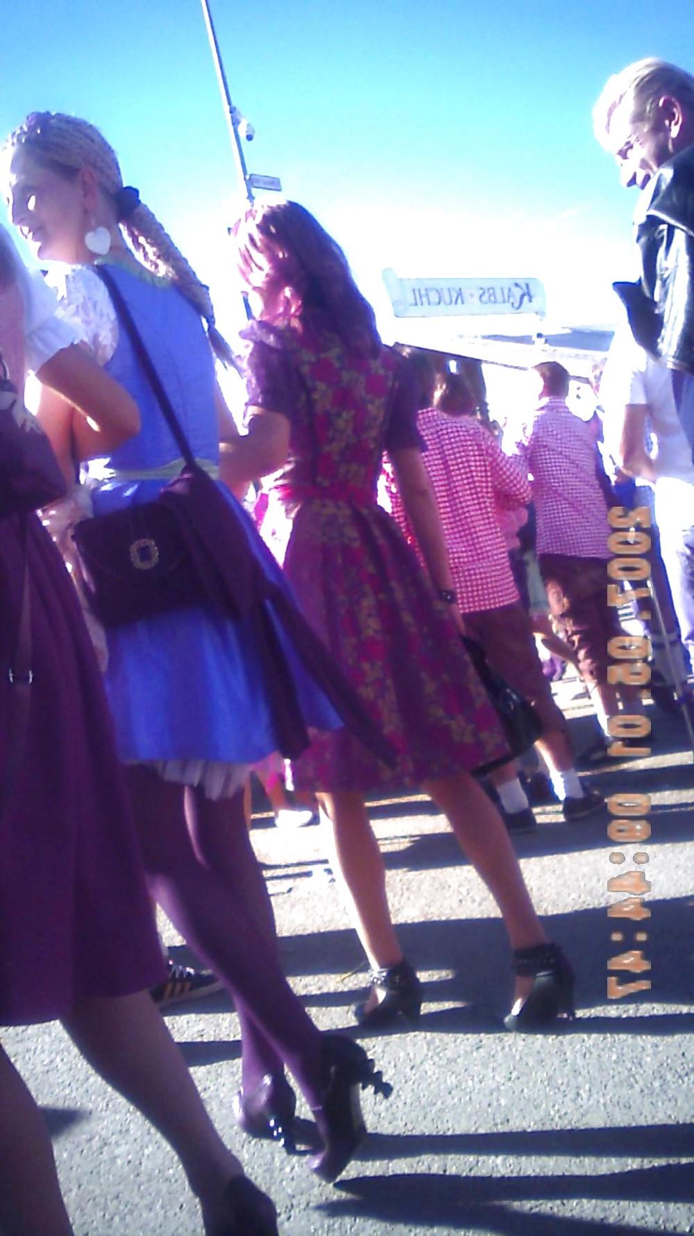 15P Oktoberfest Upskirt Caps, with faces