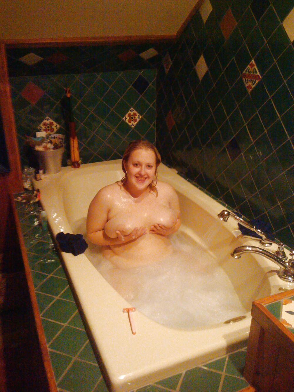 25P More Belly, Boobs and Butt