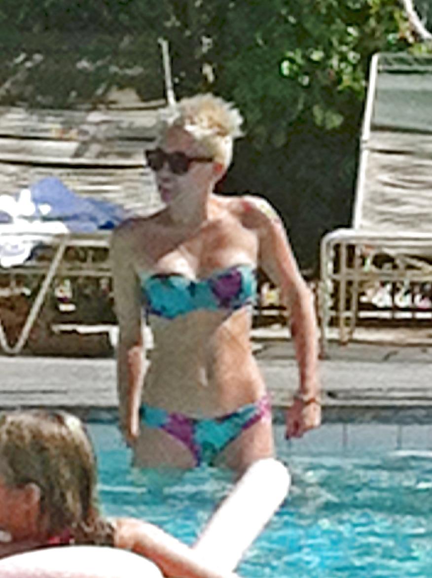 14P Sexy Miley Cyrus Bikini by Pool at Palm Desert Hotel 2013