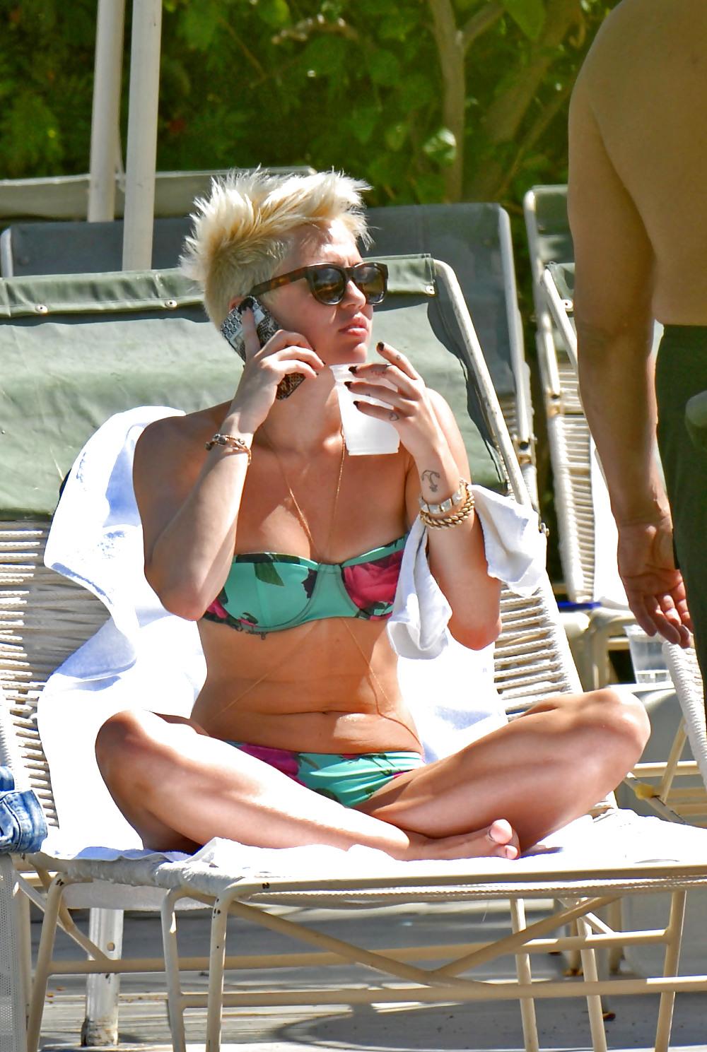 14P Sexy Miley Cyrus Bikini by Pool at Palm Desert Hotel 2013