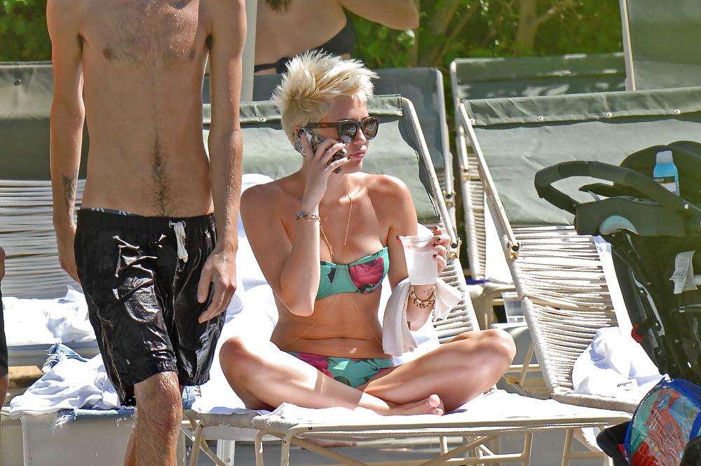 14P Sexy Miley Cyrus Bikini by Pool at Palm Desert Hotel 2013