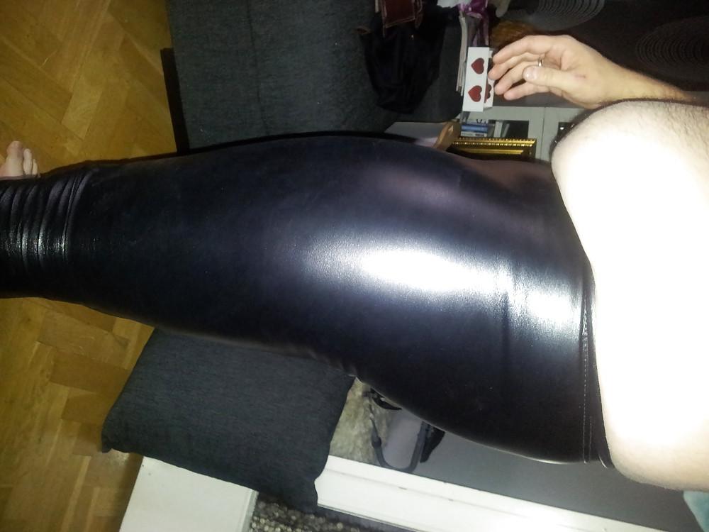 23P Shiny leggings and dildo