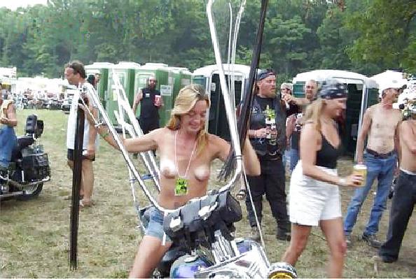 25P Show Your Tits 66