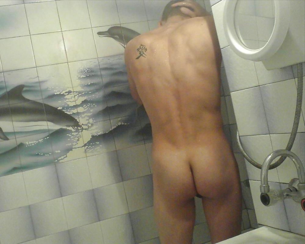 9P Take shower