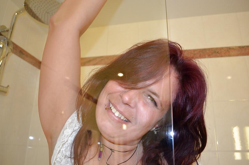 10P Im Hotel Badezimmer
