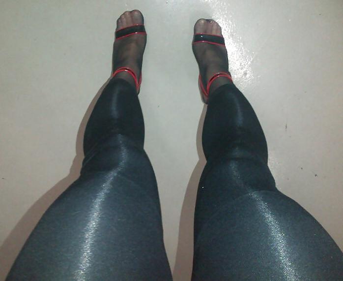 24P Cum all over my heels bitches!!!