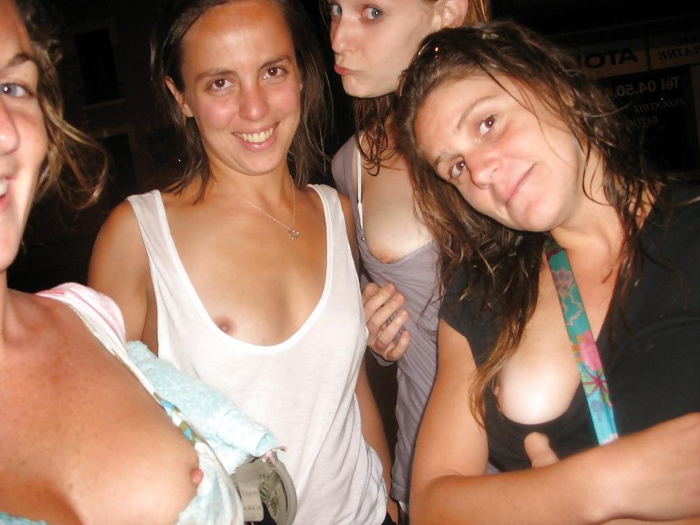 25P Show Your Tits 110