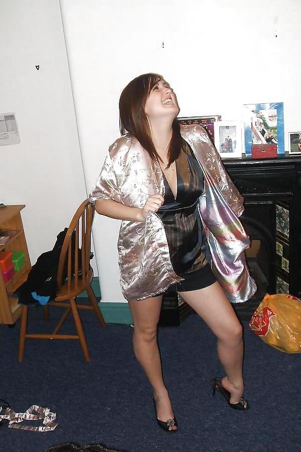 22P Single girl in Satin Robe or Kimono