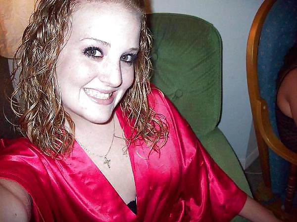 22P Single girl in Satin Robe or Kimono