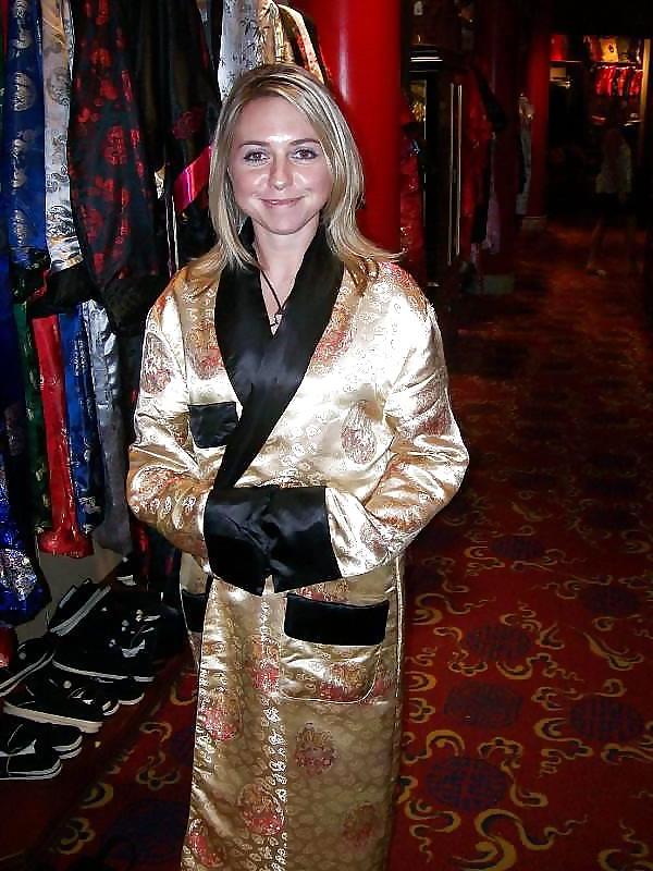 22P Single girl in Satin Robe or Kimono