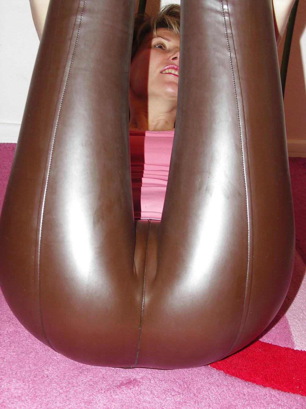 12P Slinkystylez - Camel toe and more