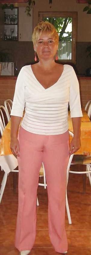 25P Mature Camel Toes