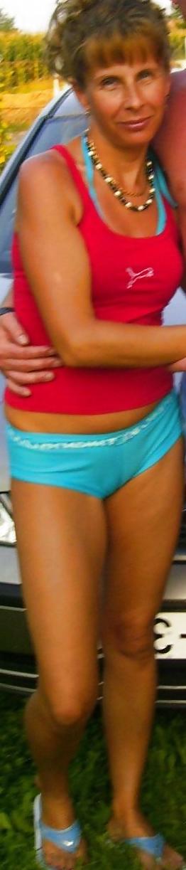 25P Mature Camel Toes