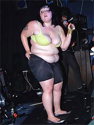 25P Beth Dito de Gossip sexy