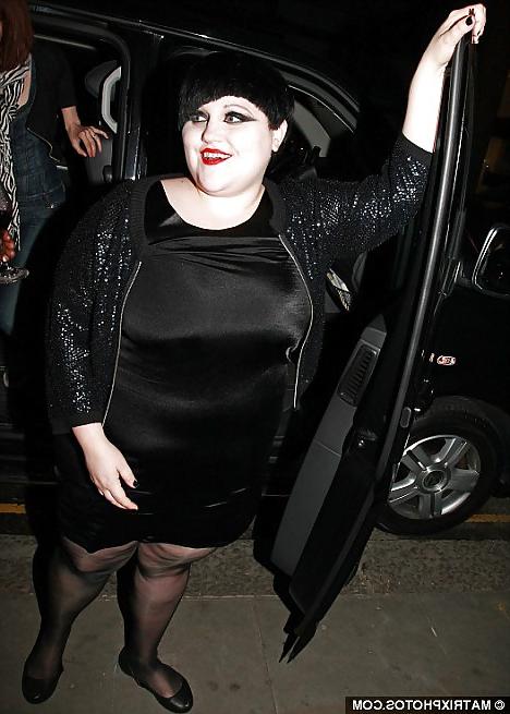 25P Beth Dito de Gossip sexy