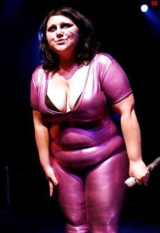 25P Beth Dito de Gossip sexy