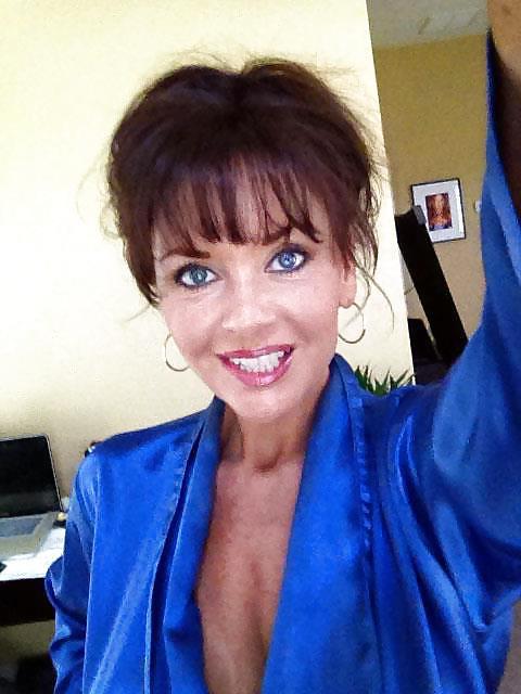 25P Janet-Perfect MILF
