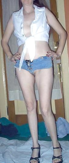 25P Camel toe shorts