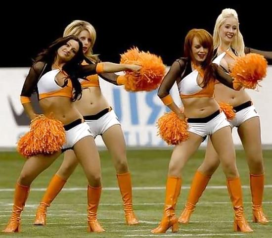 11P Cheerleaders Non-Porn