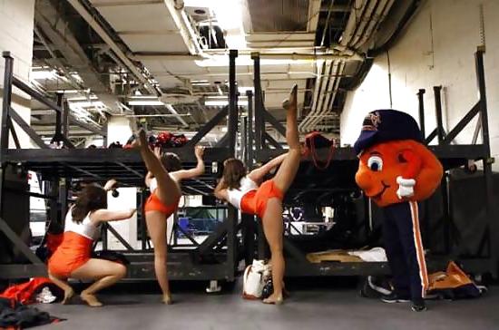 11P Cheerleaders Non-Porn