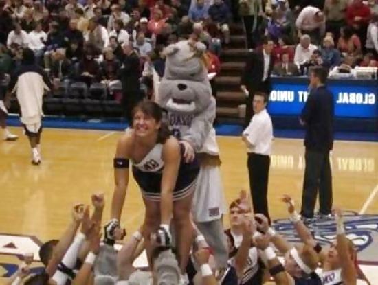 11P Cheerleaders Non-Porn