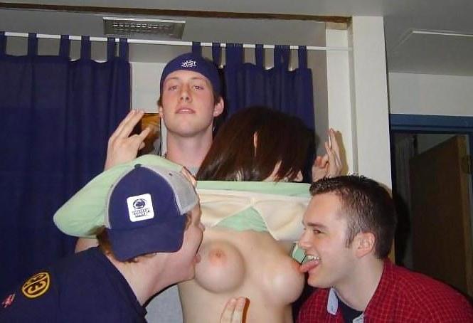 25P Show Your Tits 115