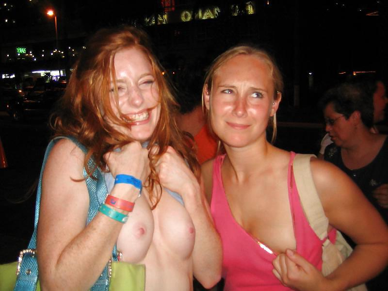 25P Show Your Tits 72