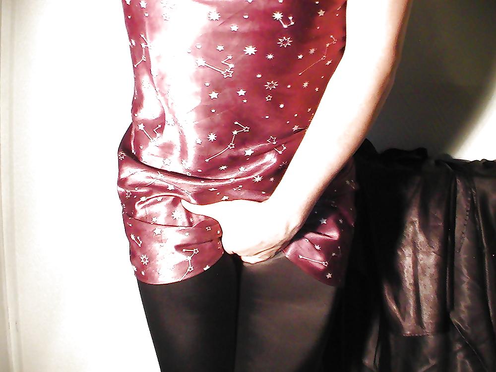 25P Hot satin and spandex pants