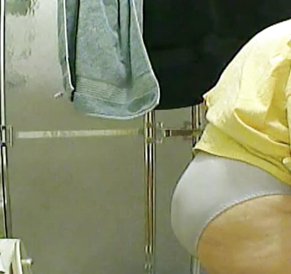 16P Mother in law smelling her own panties