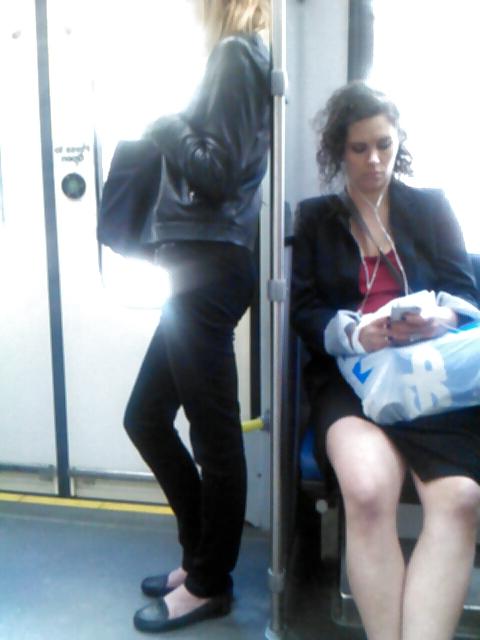 15P Voyeur 7 - Pretty pregnant upskirt thighs