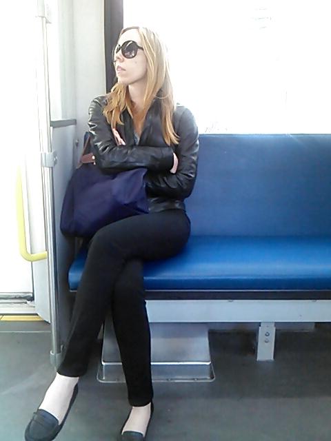15P Voyeur 7 - Pretty pregnant upskirt thighs