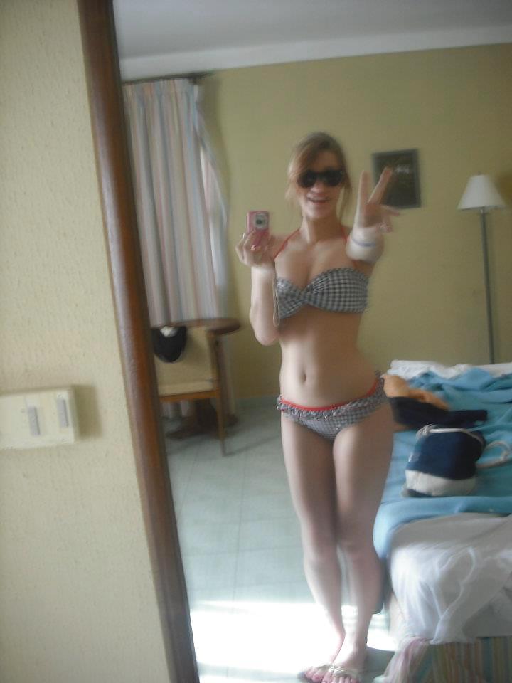9P Alysa, canadian whore