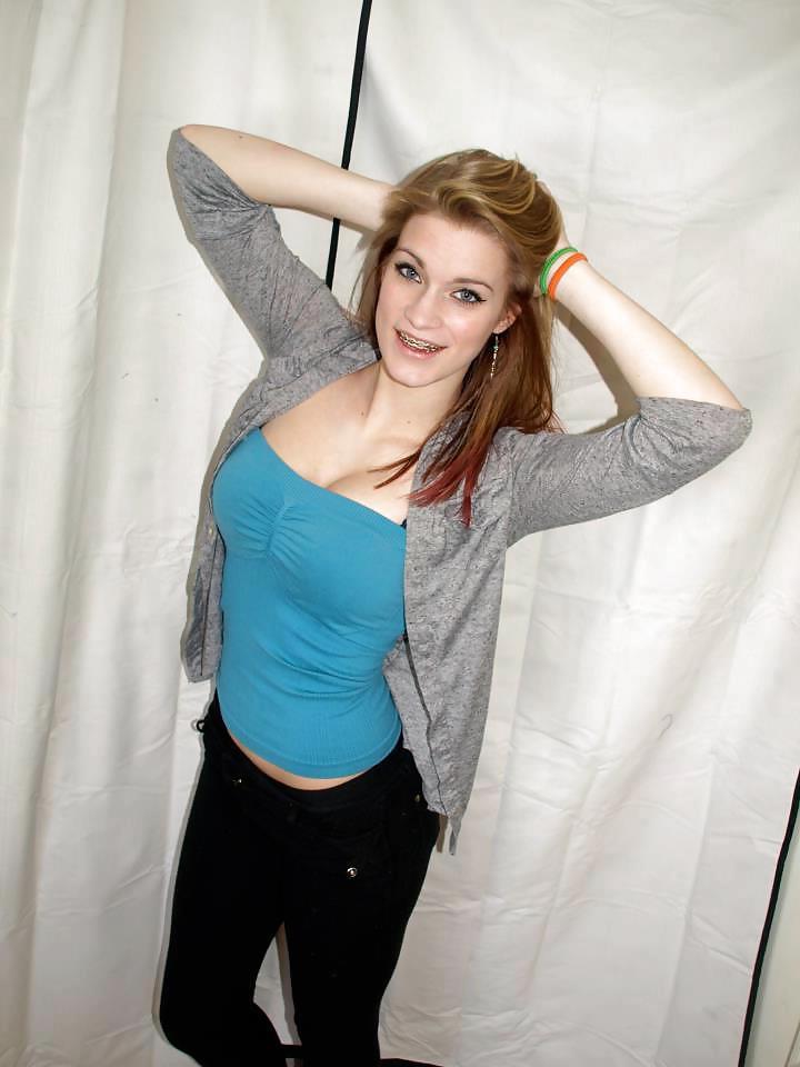 9P Alysa, canadian whore