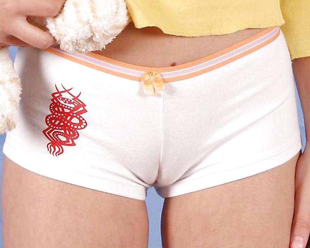 25P CAMELTOES 