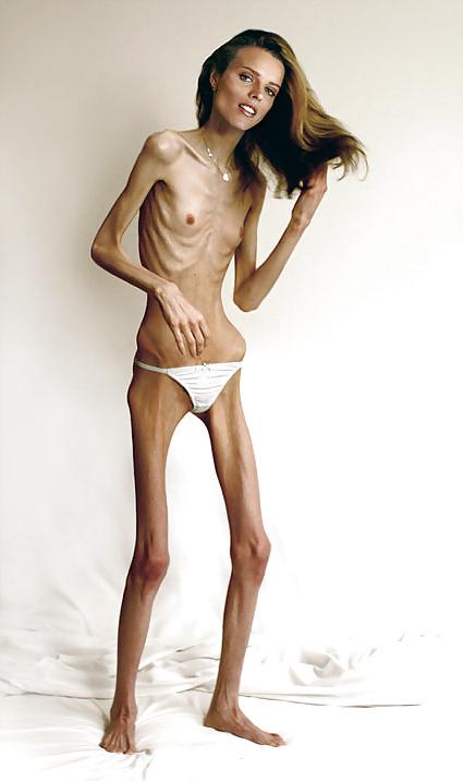 25P Strong and skinny