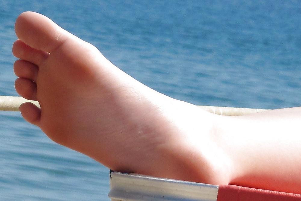 25P Beach candids 6