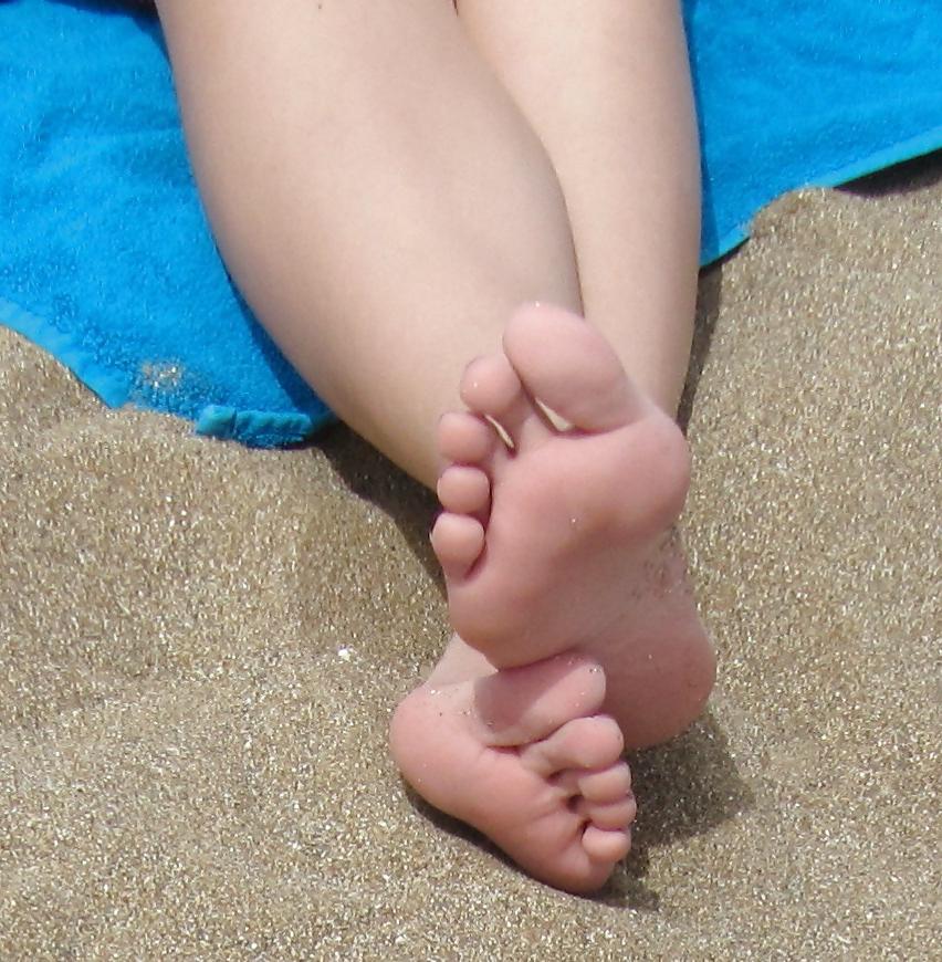25P Beach candids 6