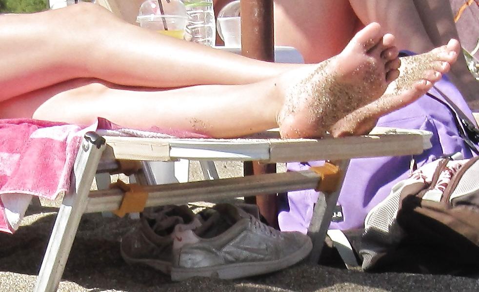 25P Beach candids 6