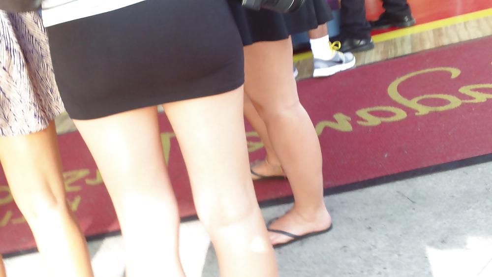 25P Sexy teen butts & ass in short skirts 