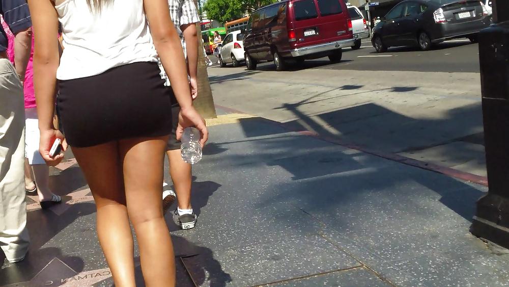 25P Sexy teen butts & ass in short skirts 
