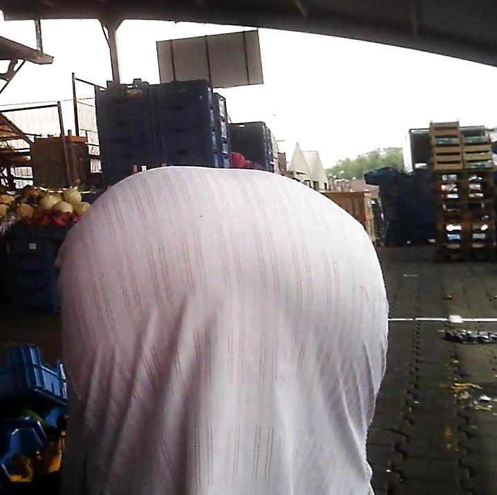 6P More of Hijab Milf Bend over..Hmmmmm