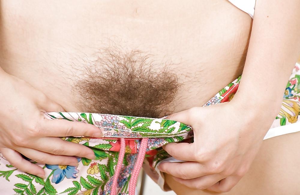 25P From the Moshe Files: Show Us Your Pussy 2