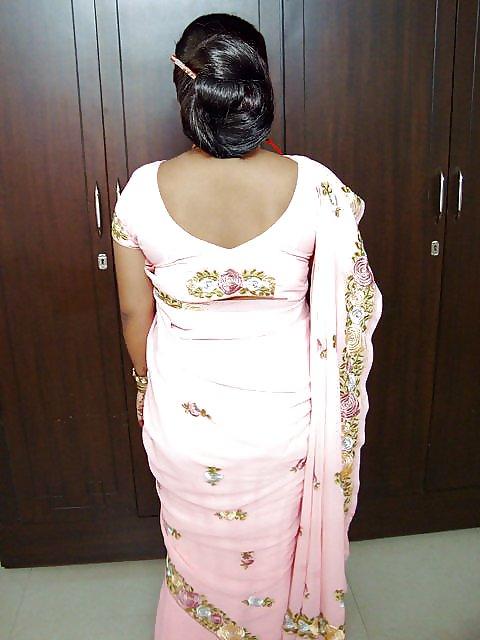6P Indian Aunty Bent over