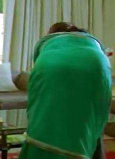 6P Indian Aunty Bent over