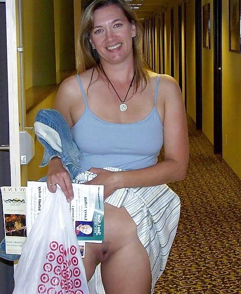 25P Beautiful Upskirt 16 by Voyeur TROC