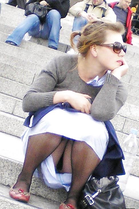 25P Beautiful Upskirt 16 by Voyeur TROC
