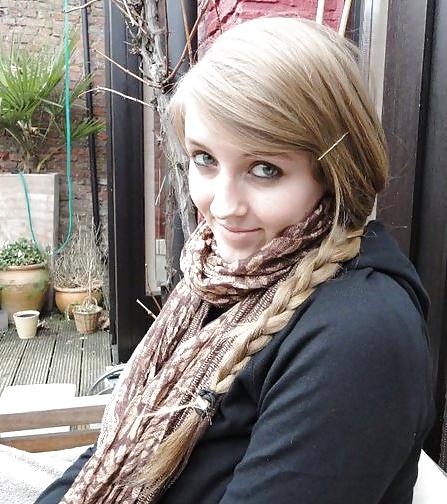 25P Hot or Not sluts? (leave comments plz)
