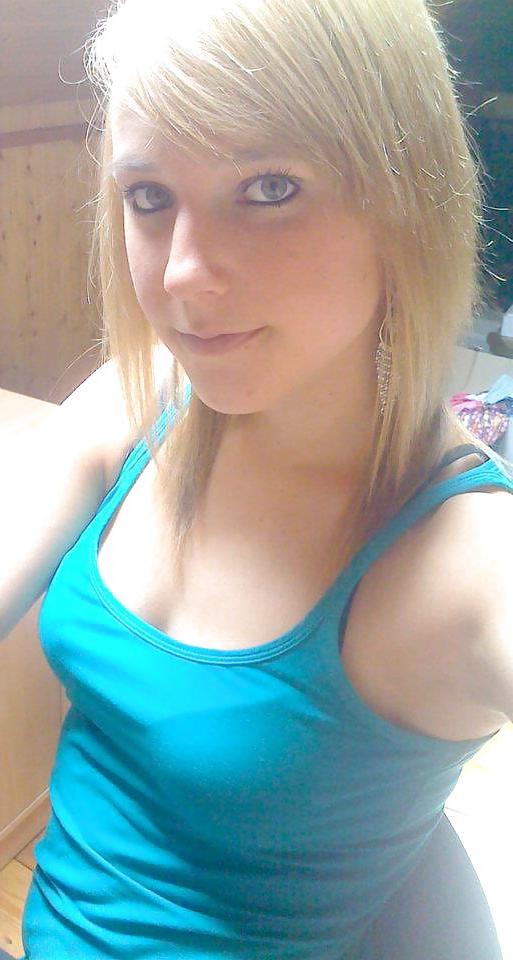 25P Hot or Not sluts? (leave comments plz)